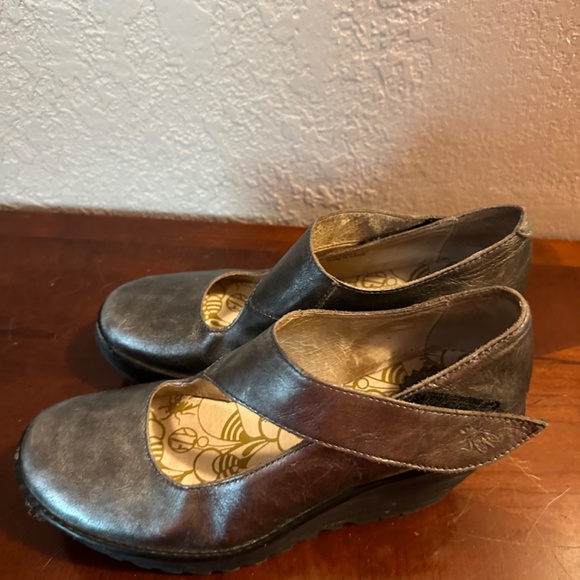 Fly London Wedge leather pumps - Picture 4 of 7